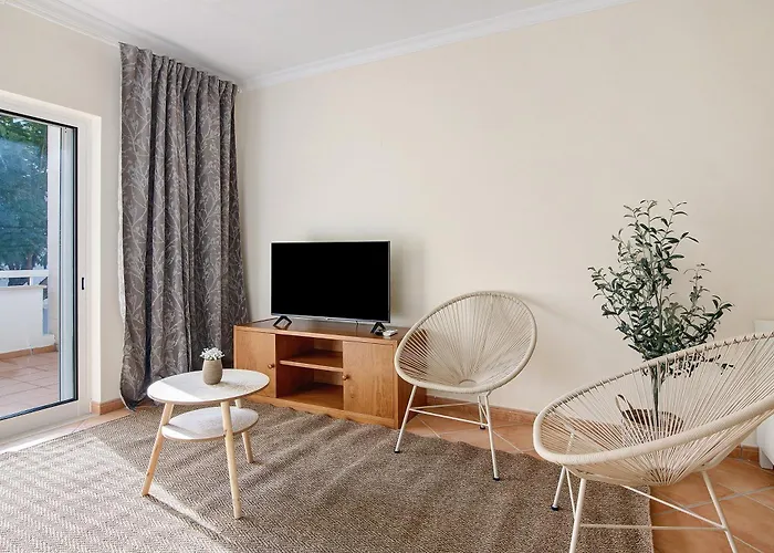 1b Palmeira Apartment